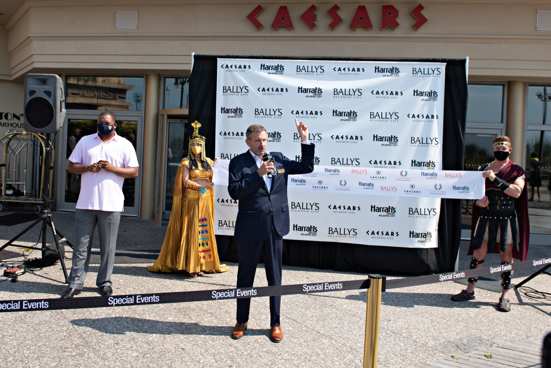 070420_nws_casinoreopen